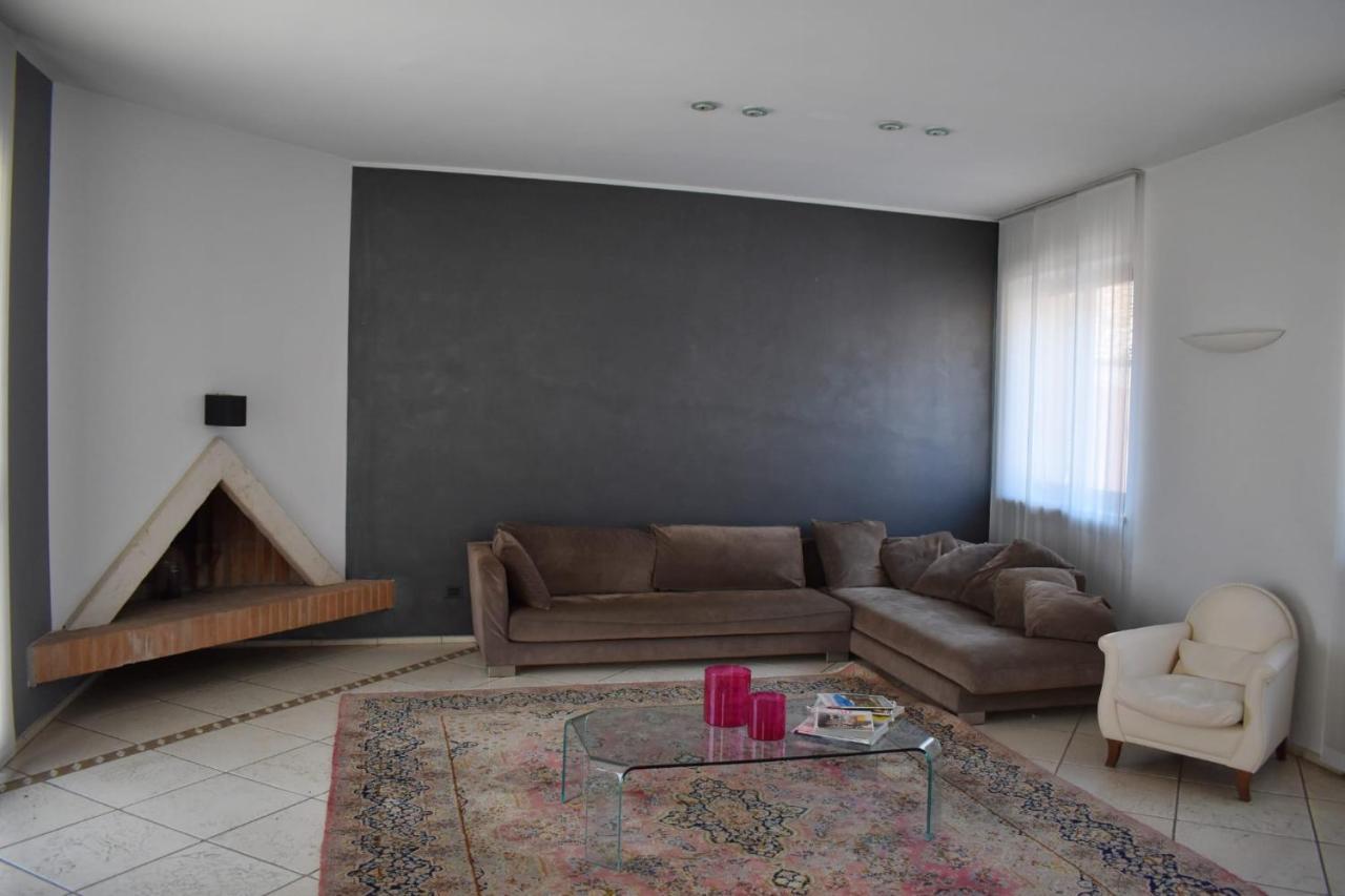 Casa Macina Lägenhet CastellʼAlfero Exteriör bild